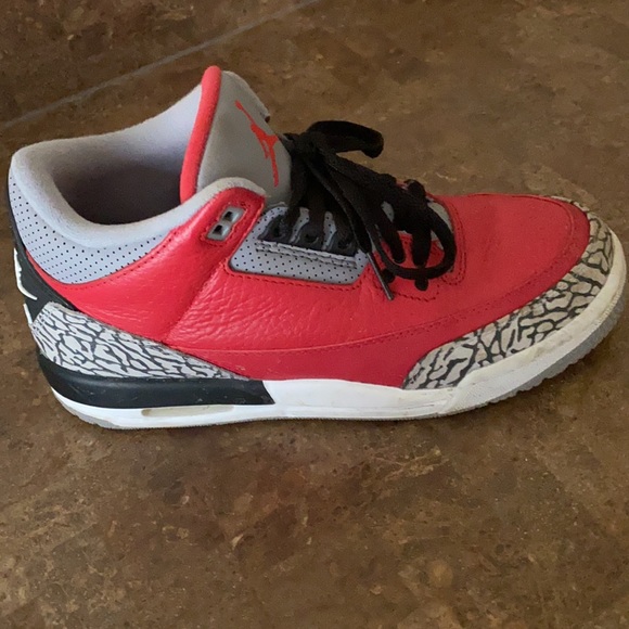 Jordan III Red Cement Colorway - Picture 3 of 4